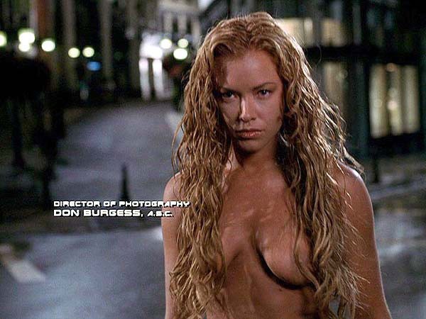 Kristanna Loken... "TERMİNATÖR 3" ÜN SEKSİ YILDIZI, SEKSİ ŞOVU İLE İSTAN 8