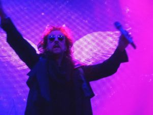 İlhan İrem… YILDA SADECE BİR KONSER VE GÜNLER ÖNCEDEN TÜKENEN BİLETLER…