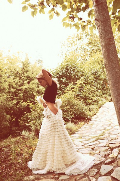 Burcu Esmersoy... CESUR POZLAR!
