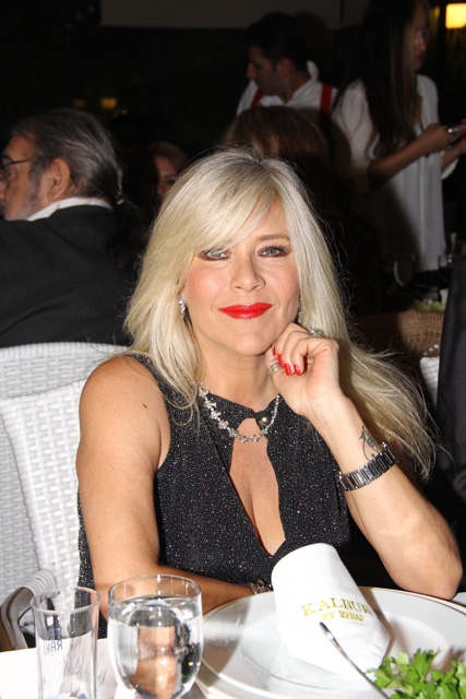 Samantha Fox... HAYRANLARIYLA BULUŞTU!