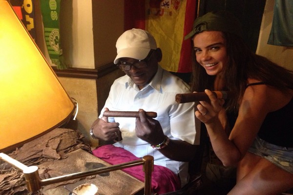 Sevil Uyar... KÜBA SEYAHATİNDEN İLGİNÇ KARELER !.. 8