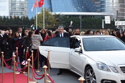 Kim Milyoner Olmak İster?... 500. BÖLÜM ÖZEL YAYIN!