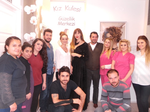 Yağmur Ayaz... PODYUMLARIN EN GÜZEL BACAKLARI EMİN ELLERDE! 19