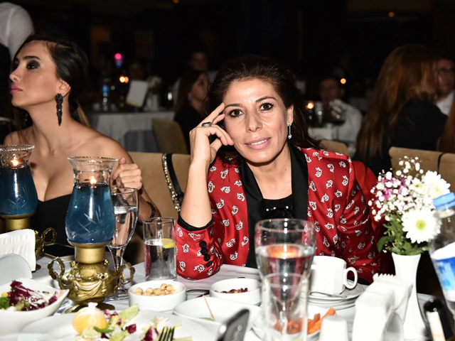 Ümit Besen-Zara... GÜNAY'DA İLKLERİN GECESİ!