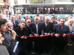 Venüs Pastanesi... GÖRKEMLİ AÇILIŞ!