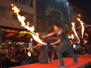 “HIZLI VE KÖFTELİ”YE ‘ATEŞLİ’ AÇILIŞ!...