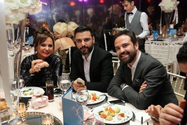 MAGAZİNCİ BAŞAK ÇOKAN EVLENDİ... 7