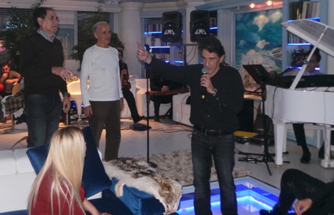 Selçuk Ural... YENİ YAŞINI ESKİ DOSTLARIYLA KUTLADI! 11