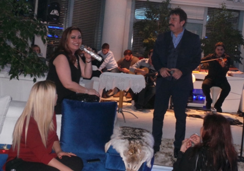 Selçuk Ural... YENİ YAŞINI ESKİ DOSTLARIYLA KUTLADI! 15