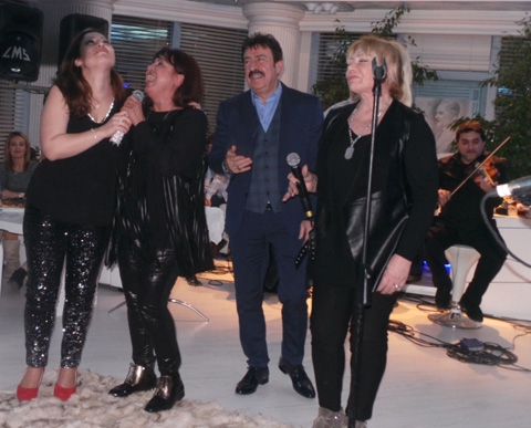 Selçuk Ural... YENİ YAŞINI ESKİ DOSTLARIYLA KUTLADI! 18