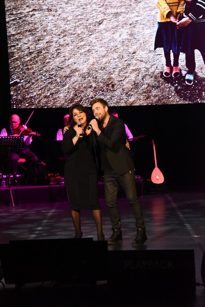 "TOÇEV" İÇİN SPOR VE SANAT DÜNYASININ YILDIZLARI SAHNEDE BULUŞTU! 10