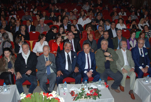 ÇİRKİN KRAL DOĞUM GÜNÜNDE ANILDI! 13