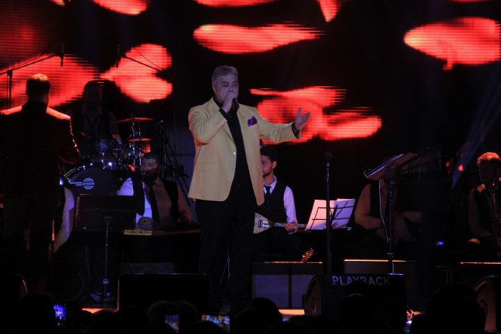 Cengiz Kurtoğlu... 32. YILINI KONSERLE KUTLADI!