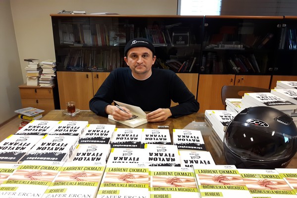 'Naylon Fiyaka'...ZAFER ERCAN'DAN TÜRKİYE'NİN İLK NARKOTİK POLİSİYE KİTA