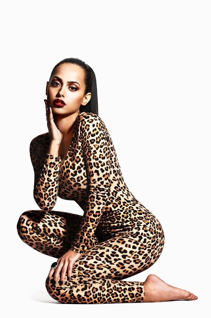 LARISS İSTANBUL'U SALLAYACAK 8