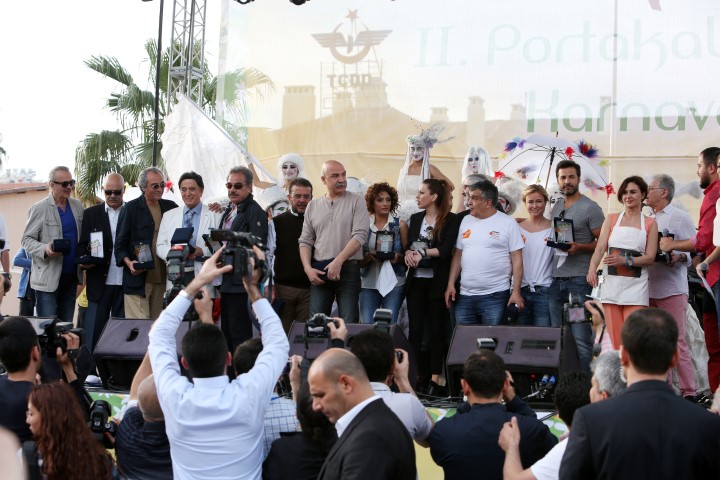 Ünlüler "Portakal Çiçeği Karnavalı" İçin Adana’ya Akın Etti