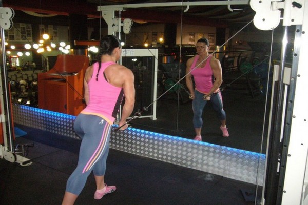 ..."2016 FIGURE CATEGORY BÜYÜK BAYANLAR DÜNYA ŞAMPİYONASI" İÇİN GERİ SAY 8