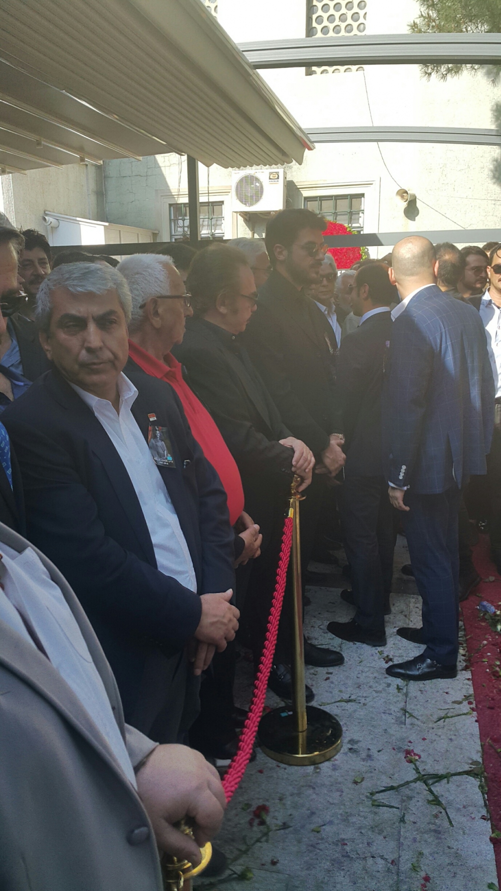 Oya Aydoğan...GÖZYAŞLARI İÇİNDE SON YOLCULUĞUNA UĞURLANDI!.. 13