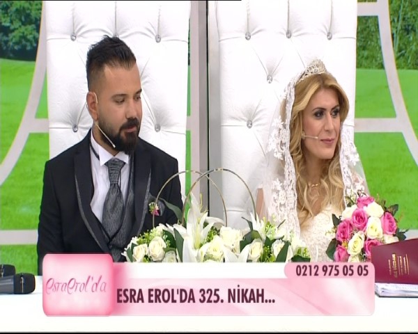 Esra Erol’da…9.YILINDA 325.NİKÂH!