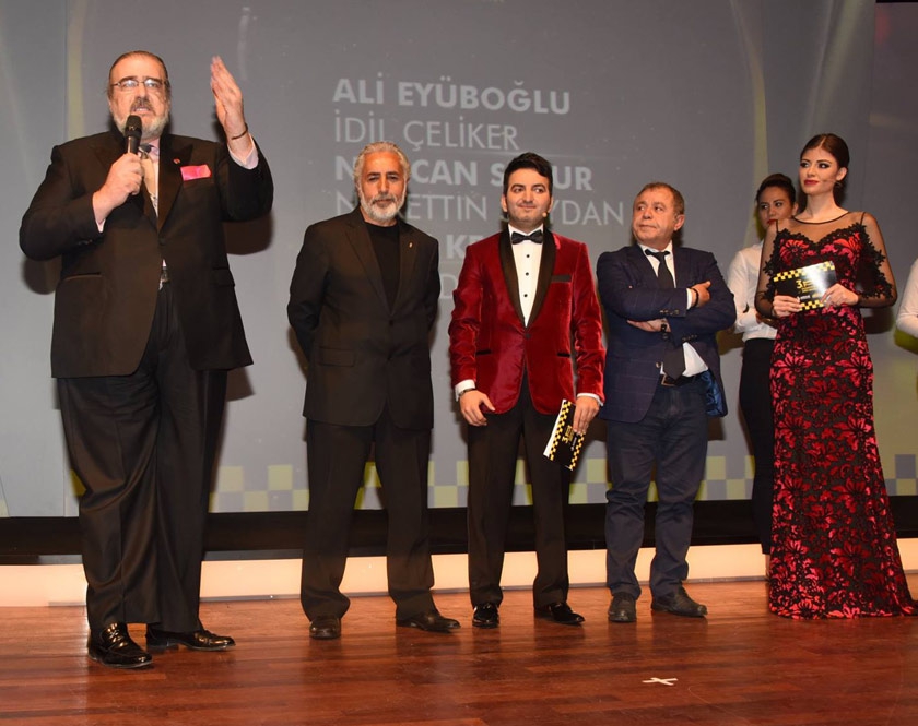NURCAN SABUR MESLEK ONUR ÖDÜLÜ'NE LAYIK GÖRÜLDÜ...