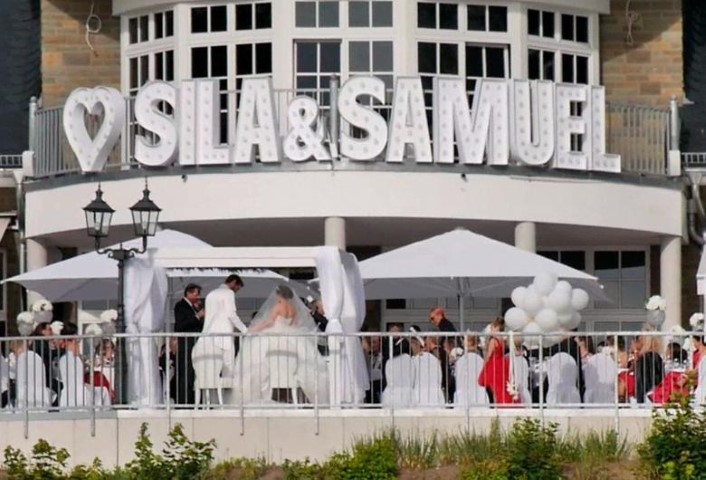 Sıla Şahin… PLAYBOY’UN TÜRK ASILLI YILDIZI EVLENDİ 3