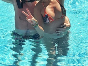 Tuğba Özay... J'ADORE ŞIKLIĞI GÖZ KAMAŞTIRDI!