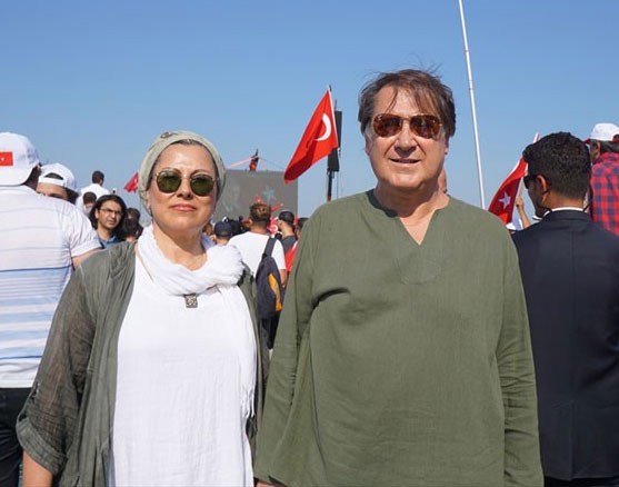 ÜNLÜLER DEMOKRASİ NÖBETİNDE! 19