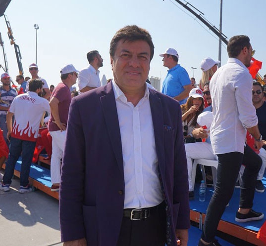 ÜNLÜLER DEMOKRASİ NÖBETİNDE! 22