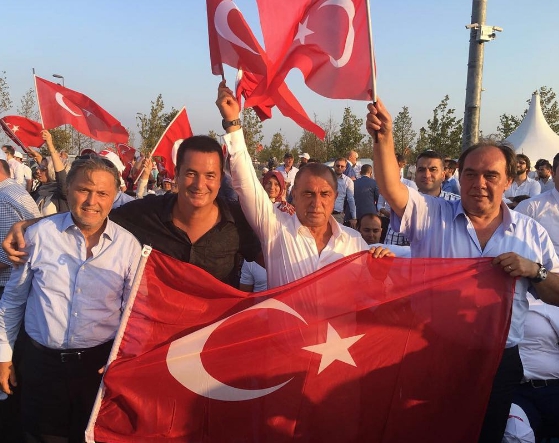 ÜNLÜLER DEMOKRASİ NÖBETİNDE! 36