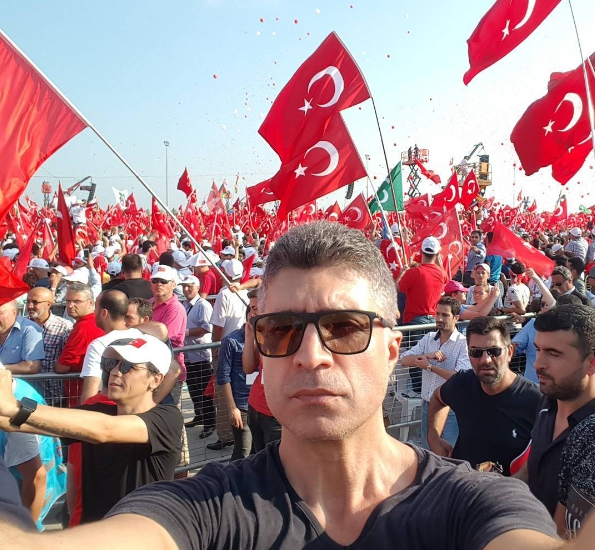 ÜNLÜLER DEMOKRASİ NÖBETİNDE! 38