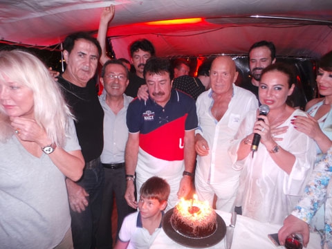 Mehmet - Zühre Dalmaz... ÇİFTE KUTLAMA! 23