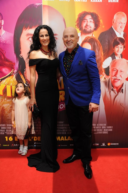 Yıldızlar Da Kayar...BOL KAHKAHALI FİLME BOL YILDIZLI GALA! 9