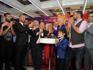 Yıldızlar Da Kayar...BOL KAHKAHALI FİLME BOL YILDIZLI GALA!