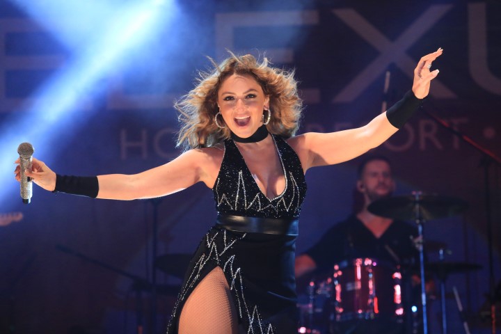Hadise... Ooooo Bu ne seksapel!..