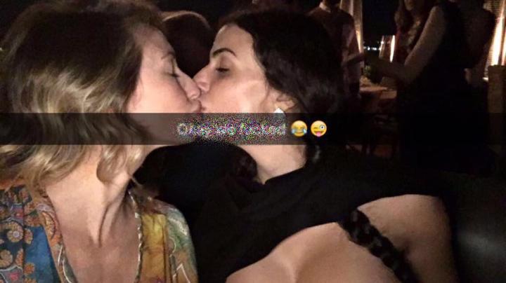 Elif Çelik… ÇIPLAK TÜRK KIZI ŞÖHRETİ MEKSİKA’DA BULDU!.. 12