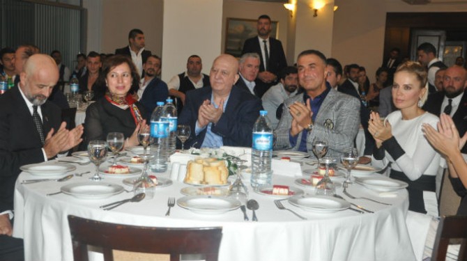 Kocaeli Spastik Çocuklar Derneği.... NUR ERTÜRK VE NURİ ALÇO'YLA COŞTULA 4