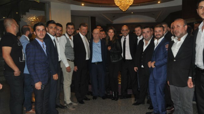 Kocaeli Spastik Çocuklar Derneği.... NUR ERTÜRK VE NURİ ALÇO'YLA COŞTULA 6