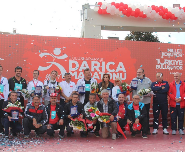 ÜNLÜLERDEN DARICA MARATONUNA DESTEK!