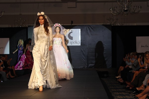 Cemil İpekçi...ALZHEIMMER HASTALARINA DEFİLE! 10