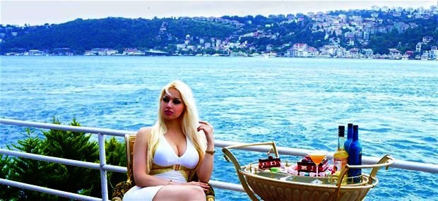Adnan Oktar'ın kediciği Gülşah Güçyetmez… SOSYAL MEDYANIN YILDIZI 119