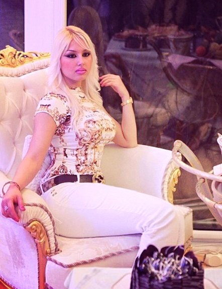 Adnan Oktar'ın kediciği Gülşah Güçyetmez… SOSYAL MEDYANIN YILDIZI 66