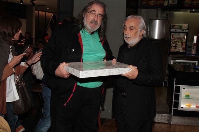 Sevgi Müzikali...USTALAR VE ÇIRAKLAR AYNI SAHNEDE BULUŞTULAR! 15