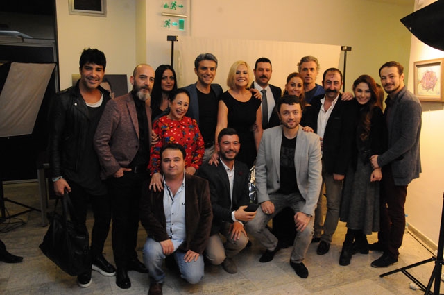 ÇİĞDEM TUNÇ TİYATROSU'NUN İLK GALASI YAPILDI! 31