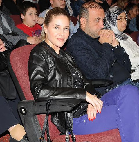 '6 Üstü Komedi'... BİN BİR SURAT TUĞBA ÖZAY! 16