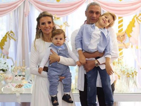 MİNİK ÖMER BİR YAŞINDA!