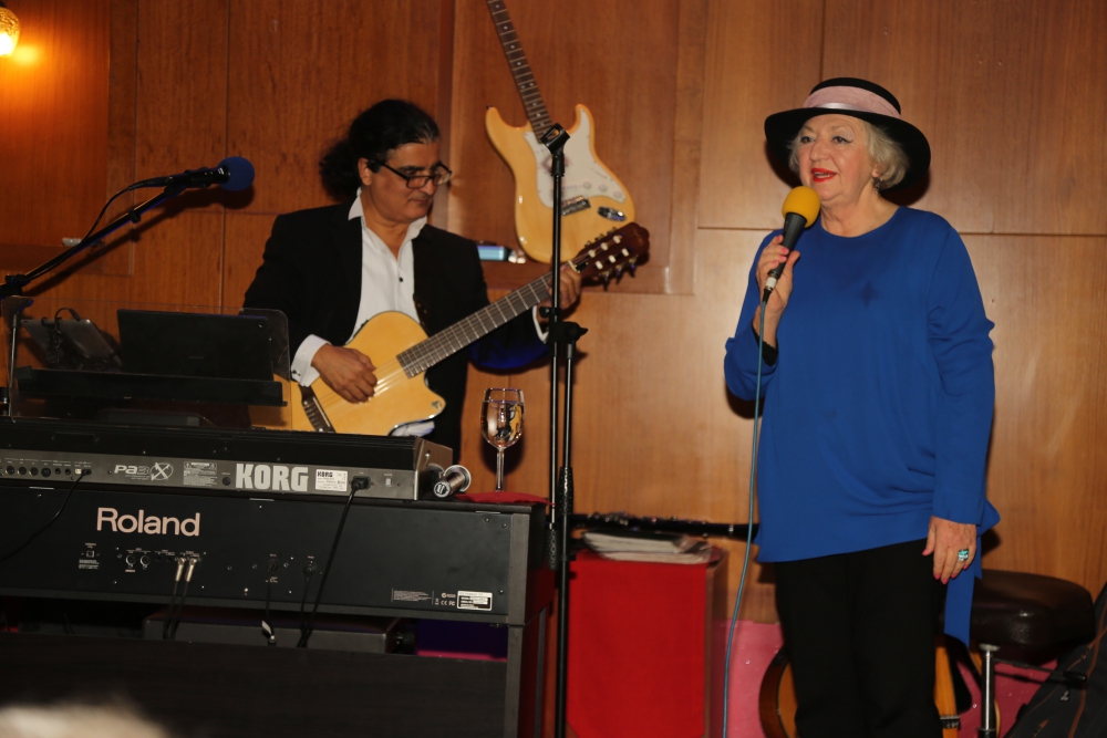 Çatı İstanbul… MÜZİSYENLER KENDİ MEKANLARINI AÇTILAR… 11