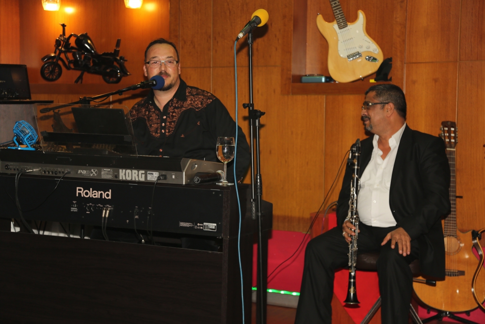 Çatı İstanbul… MÜZİSYENLER KENDİ MEKANLARINI AÇTILAR… 14