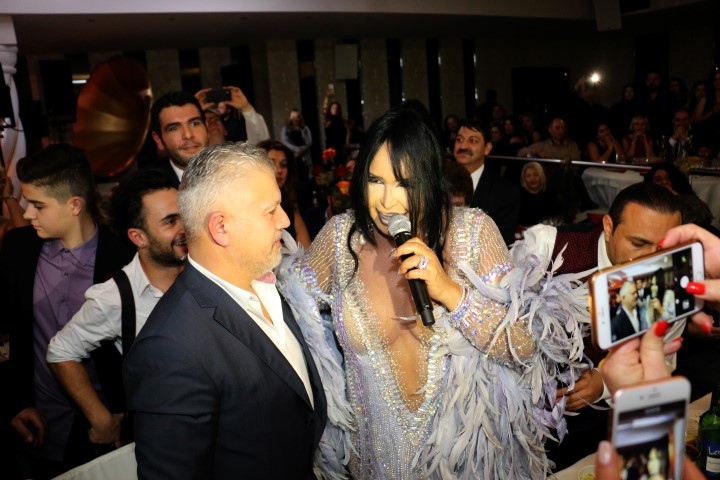 Bülent Ersoy-Asena-Semiha Yankı ...MUHTEŞEM  AVRUPA SEFERİ! 8