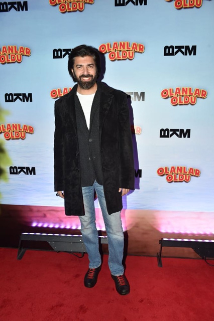 “OLANLAR OLDU”YLA SALONLAR KAHKAHAYLA DOLDU! 13