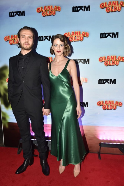 “OLANLAR OLDU”YLA SALONLAR KAHKAHAYLA DOLDU! 9